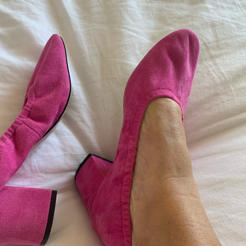 Hot pink pumps